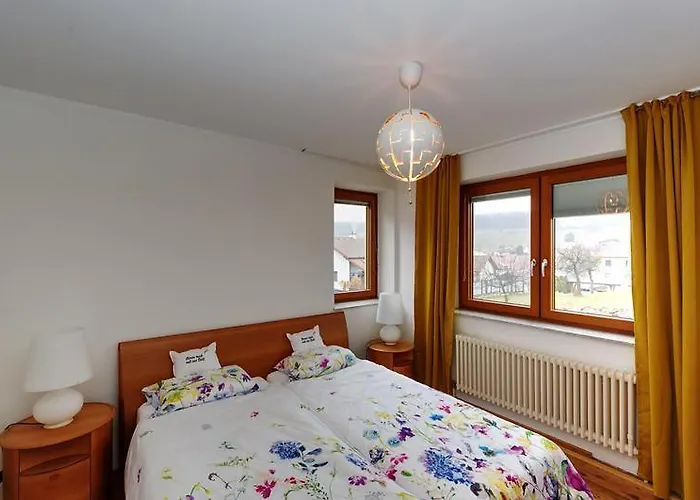 In Den Weinbergen * Kuffern